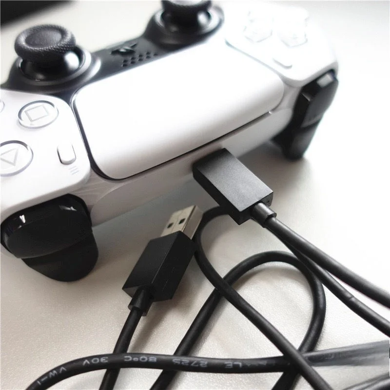 Heavy-Duty Nylon Braided Fast Charging USB-A to Type-C Cable for PS5 Controller - Gallery Image 2