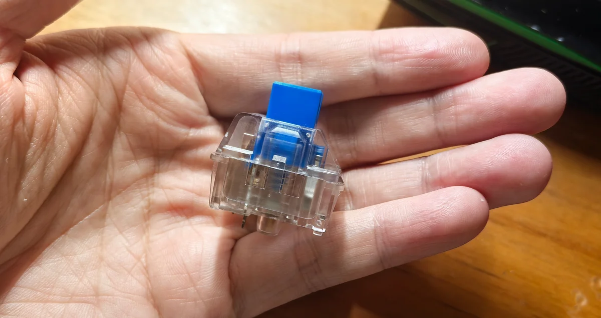 Wholesale 2X 4X Size Giant Clicker Novelty Keyboard Switch Blue Clacky Switch Extra Large Key Switch - Gallery Image 3