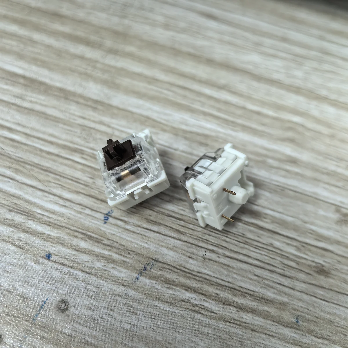 Wholesale Cross-Border KTT Blue Red Brown Mechanical Keyboard Switches Hot-Swappable Custom 3-Pin Cross Stem Switches - SKU Option 3